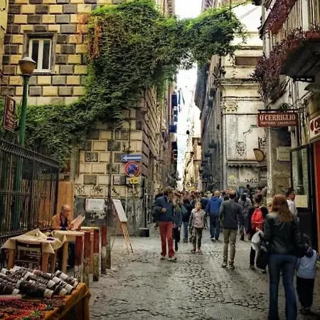 Purgatorio House * Neapol